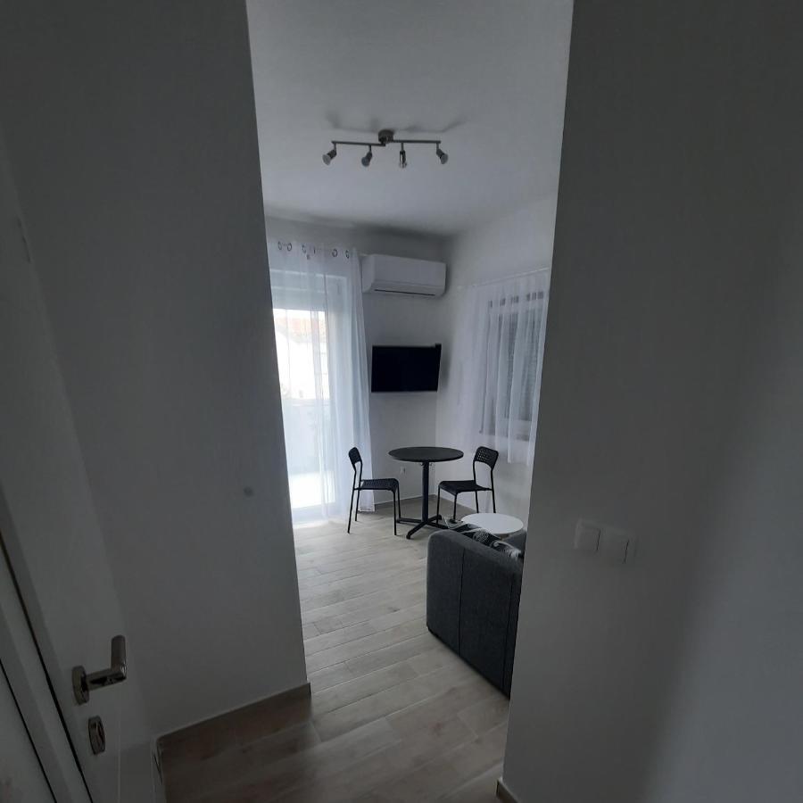 Apartments Matkovic Vir Dış mekan fotoğraf