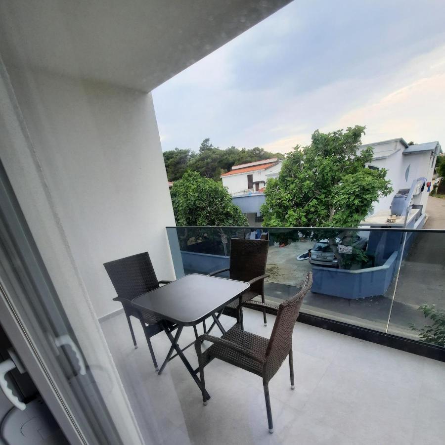Apartments Matkovic Vir Dış mekan fotoğraf