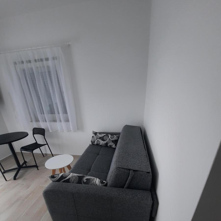 Apartments Matkovic Vir Dış mekan fotoğraf