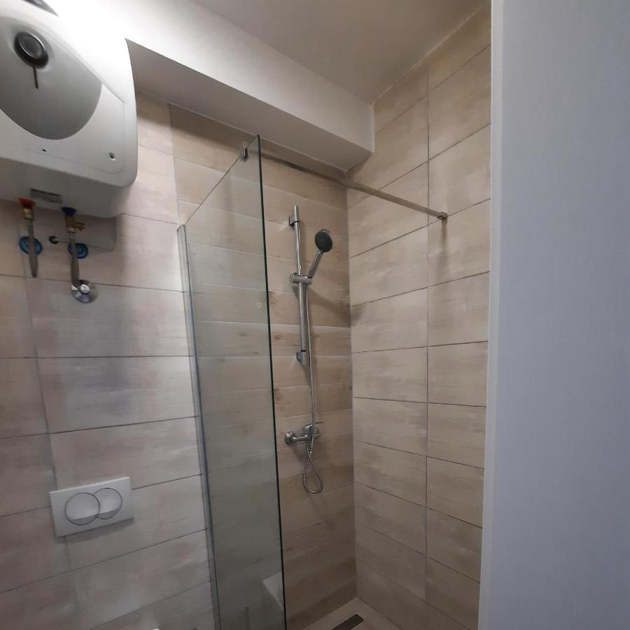 Apartments Matkovic Vir Dış mekan fotoğraf