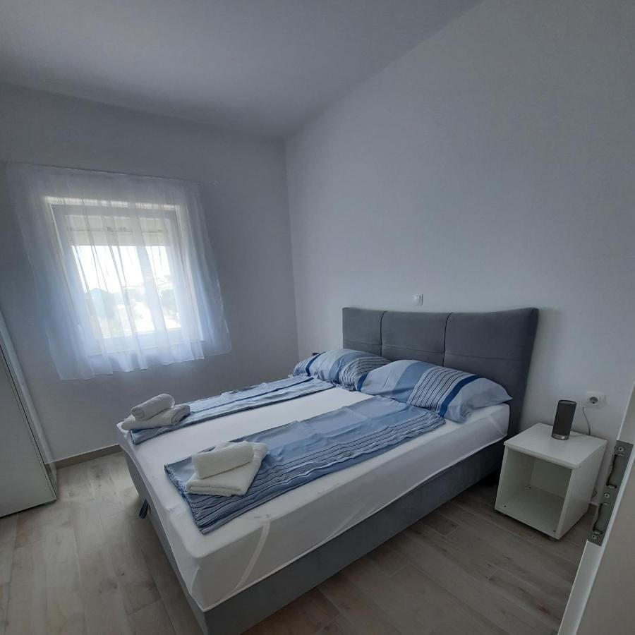 Apartments Matkovic Vir Dış mekan fotoğraf