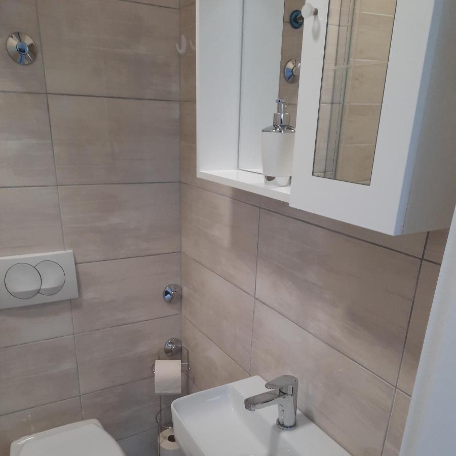 Apartments Matkovic Vir Dış mekan fotoğraf
