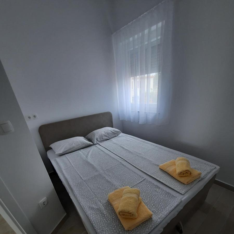 Apartments Matkovic Vir Dış mekan fotoğraf
