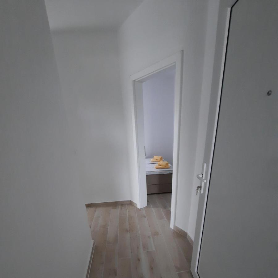 Apartments Matkovic Vir Dış mekan fotoğraf