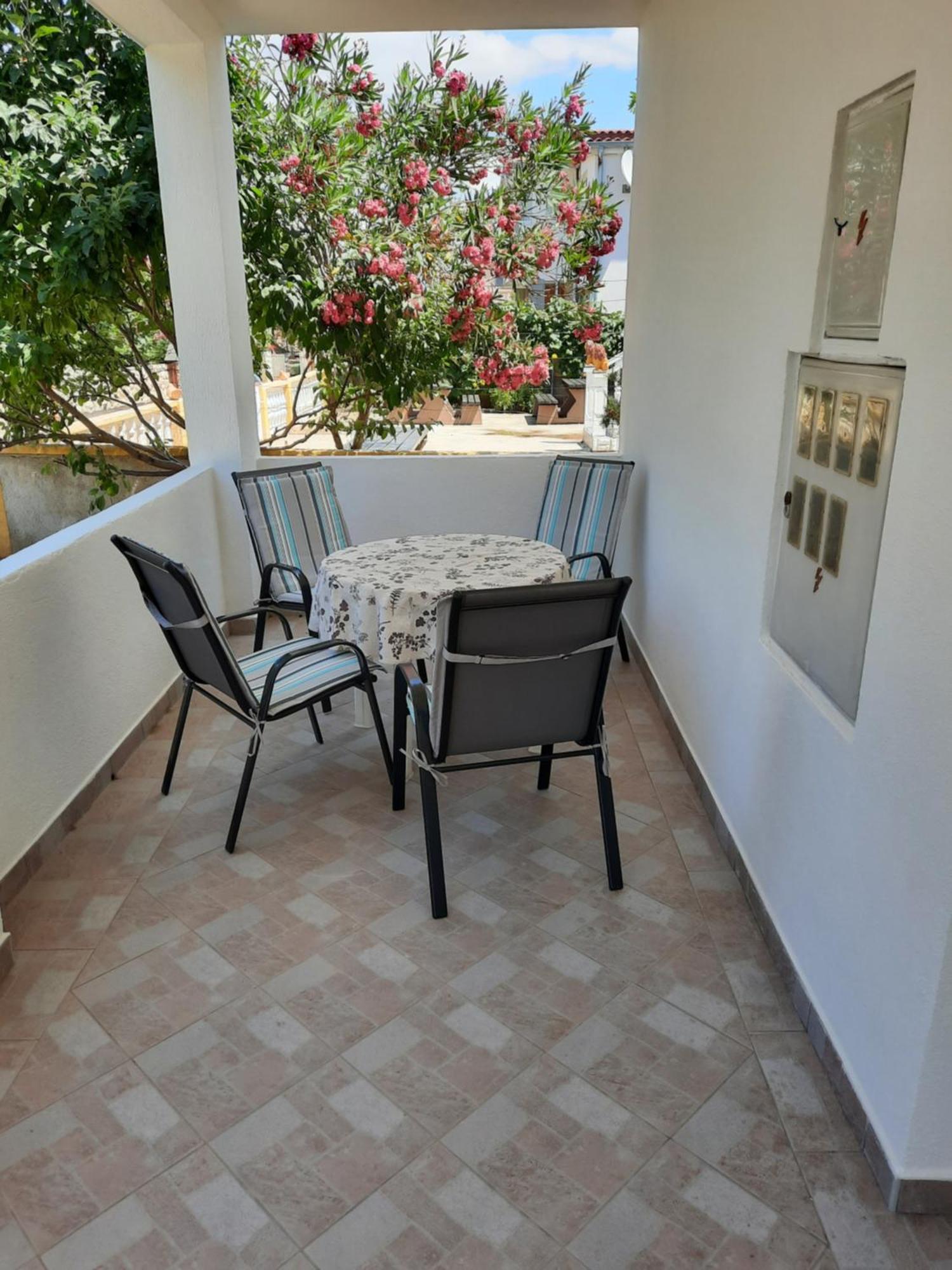 Apartments Matkovic Vir Dış mekan fotoğraf
