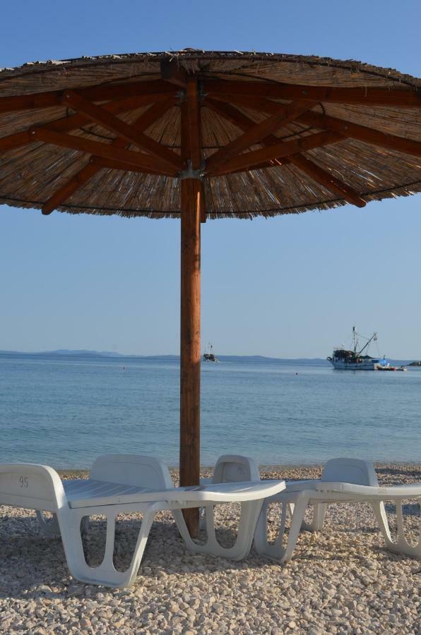 Apartments Matkovic Vir Dış mekan fotoğraf